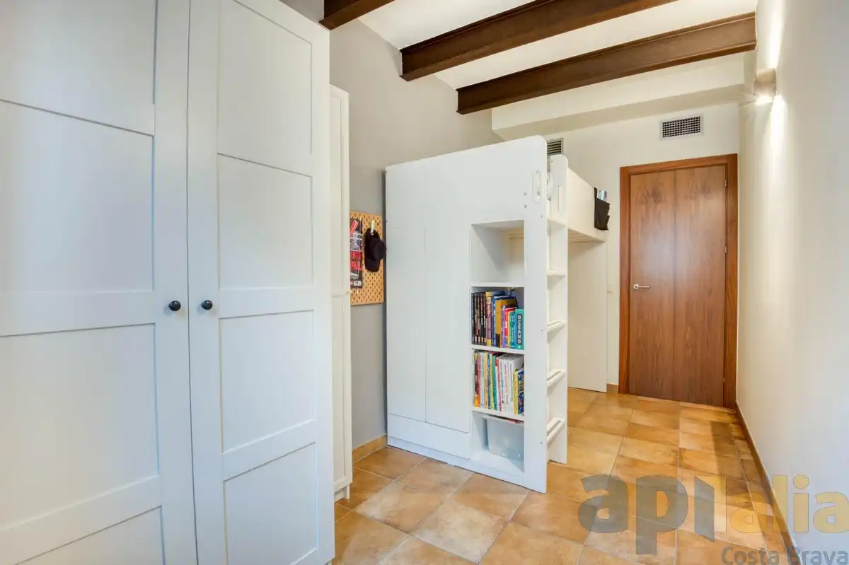 Casa adosada en venta en Sant Feliu de Guíxols con Calefacción, Jardín privado y Terraza