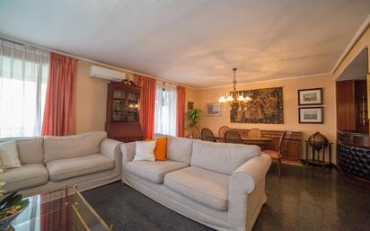 Sala d'estar de Pis en venda en  Valencia Capital amb Terrassa i Balcó