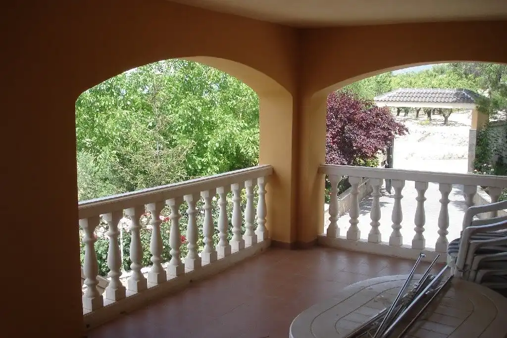 Chalet con piscina en venta en Benillup, imagen 39