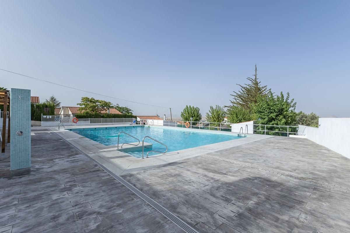 Piscina de Casa o xalet en venda en Ventas de Huelma amb Calefacció, Jardí privat i Terrassa