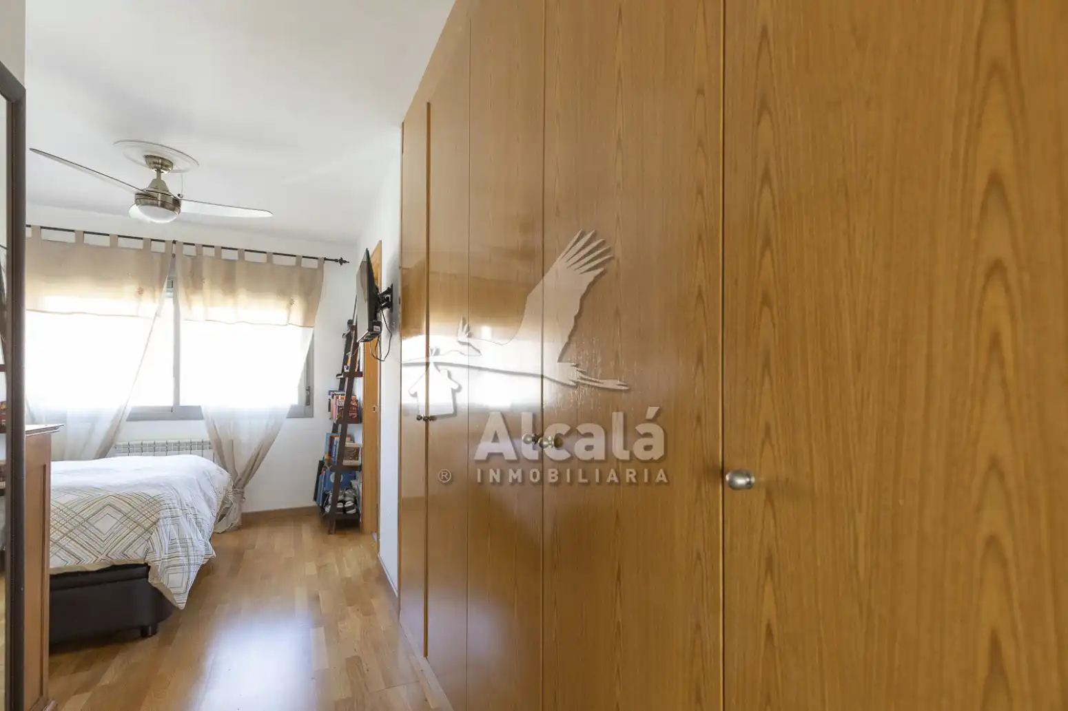 Dormitori de Casa adosada en venda en Villalbilla amb Aire condicionat, Calefacció i Terrassa