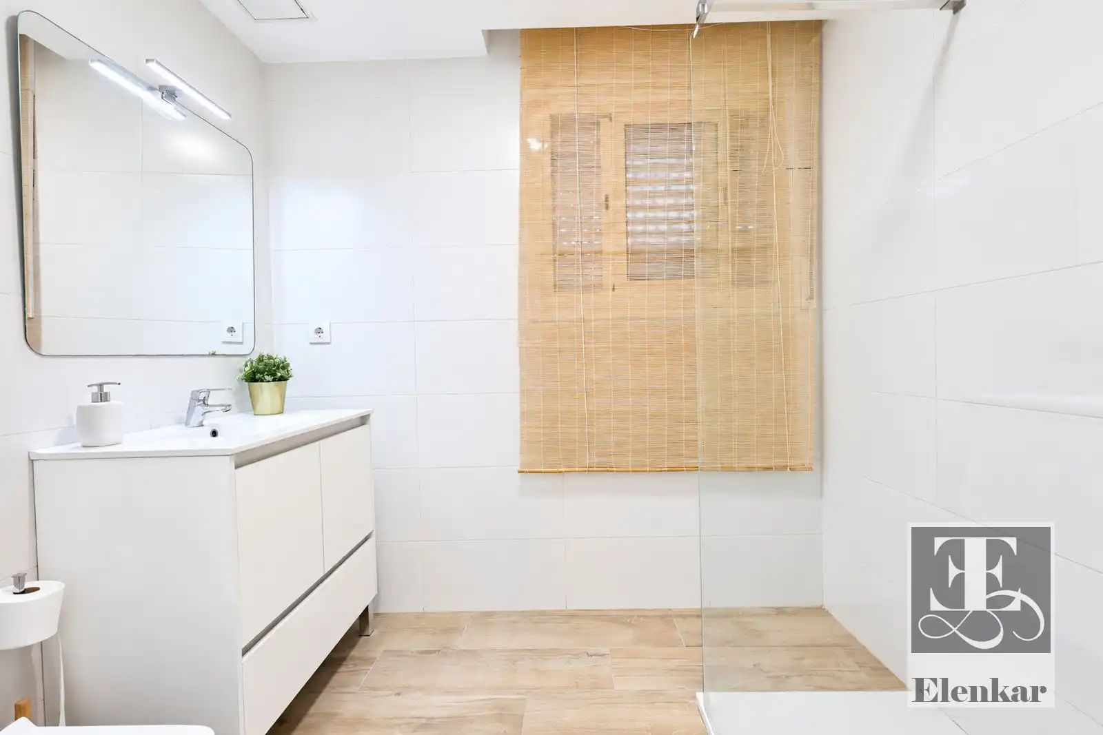 Baño de Piso en venta en El Vendrell con Aire acondicionado, Calefacción y Terraza