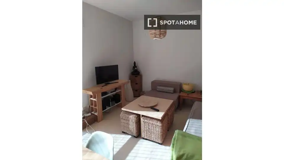 Living room of Flat for rent in Paterna  with Air Conditioner, Heating and Furnished