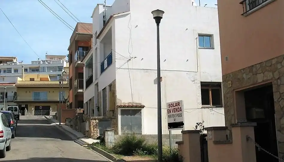 Terrenys i solars en venda a Besalú, imagen 4