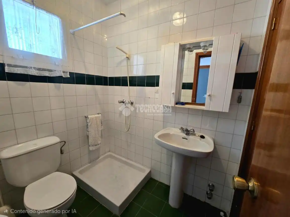 Baño de Casa adosada en venta en Morón de la Frontera