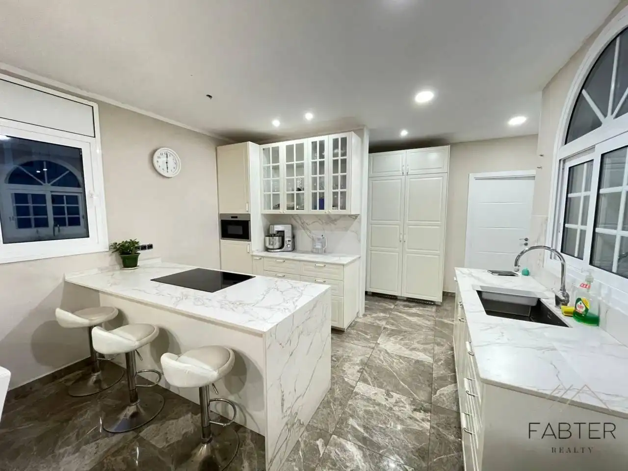 House with garden for sale in Calle Agustí Santacruz, imagen 3