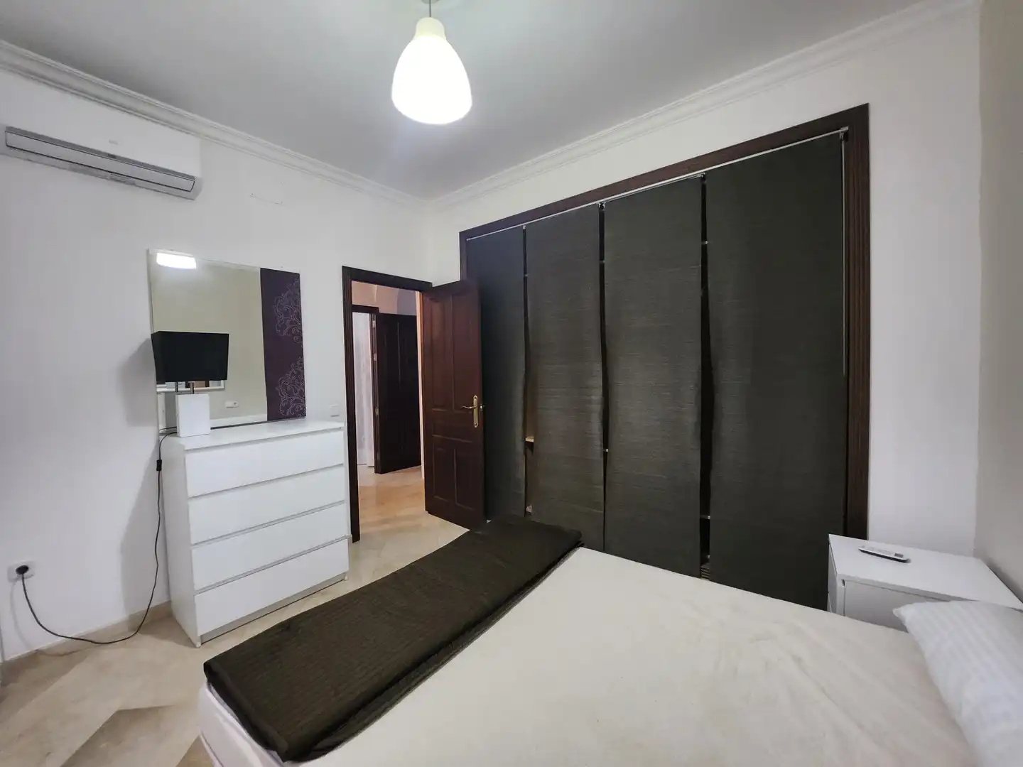 Schlafzimmer von Haus oder Chalet zum Verkauf in Alcalá de Guadaira mit Klimaanlage, Terrasse und Abstellraum
