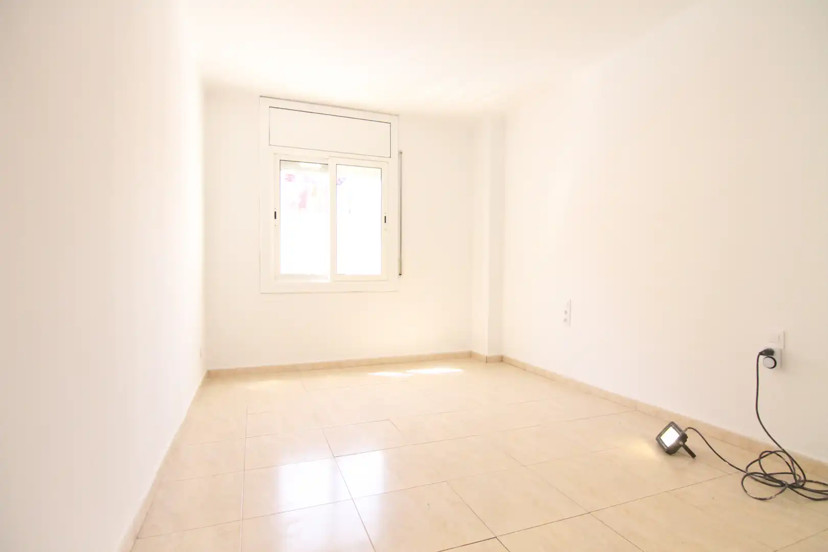 Habitación de Piso en venta en Olesa de Montserrat con Horno y Alarma