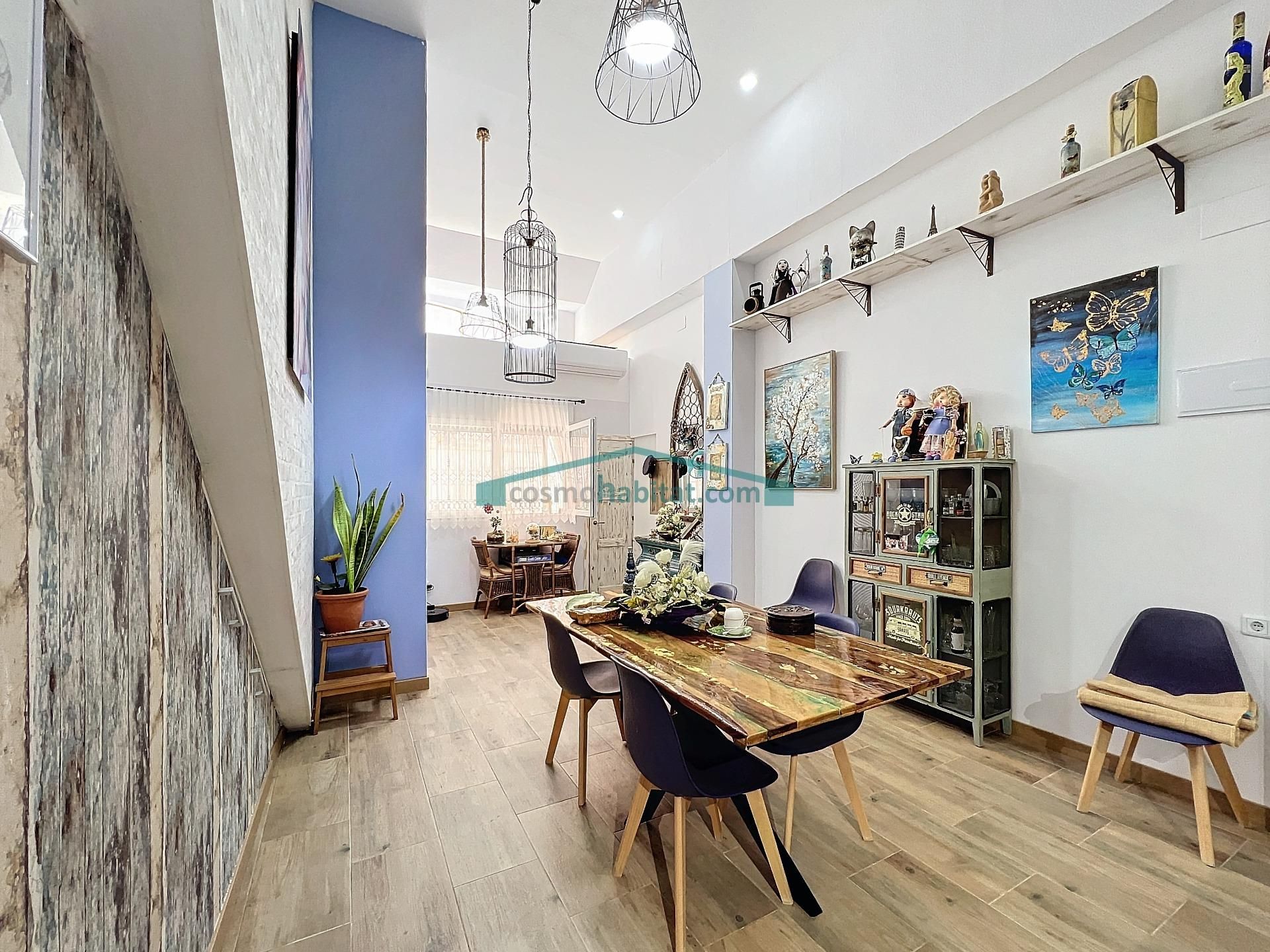 Dining room of Attic for sale in  Valencia Capital  with Air Conditioner, Heating and Storage room