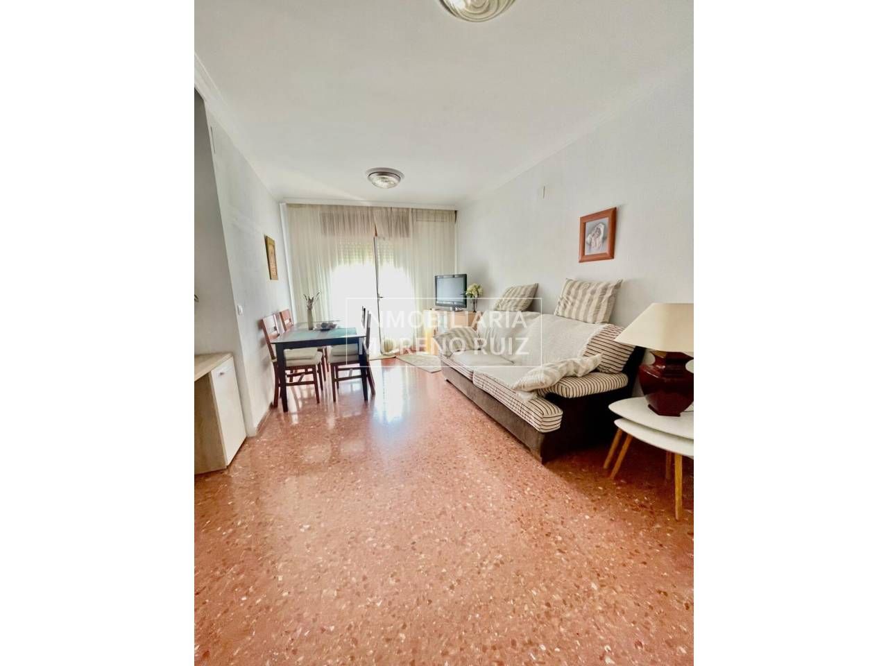 Sala d'estar de Pis en venda en Baena amb Moblat