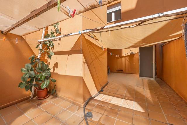 Piso en Venta en Calle Antonia Mercé, 9 en Angustias - Chana - Encina