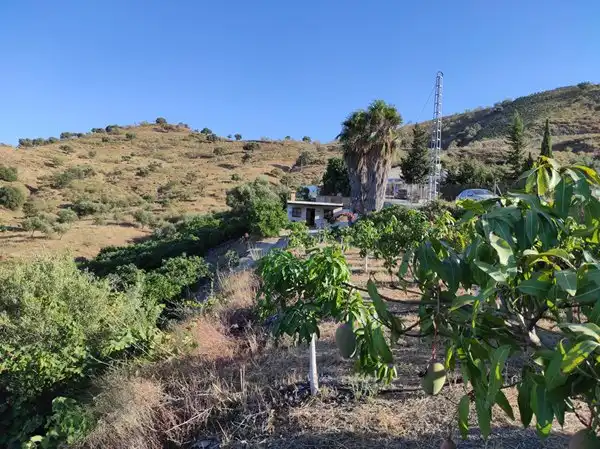 Casa rústica en venda a Calle Benamocarra 5, imagen 2