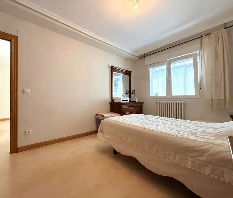 Habitación de Piso en venta en Valladolid con Calefacción y Balcón
