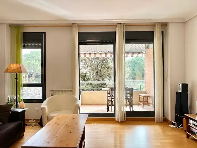 Wohnzimmer von Wohnung zum Verkauf in Sabadell mit Heizung, Privatgarten und Parkett