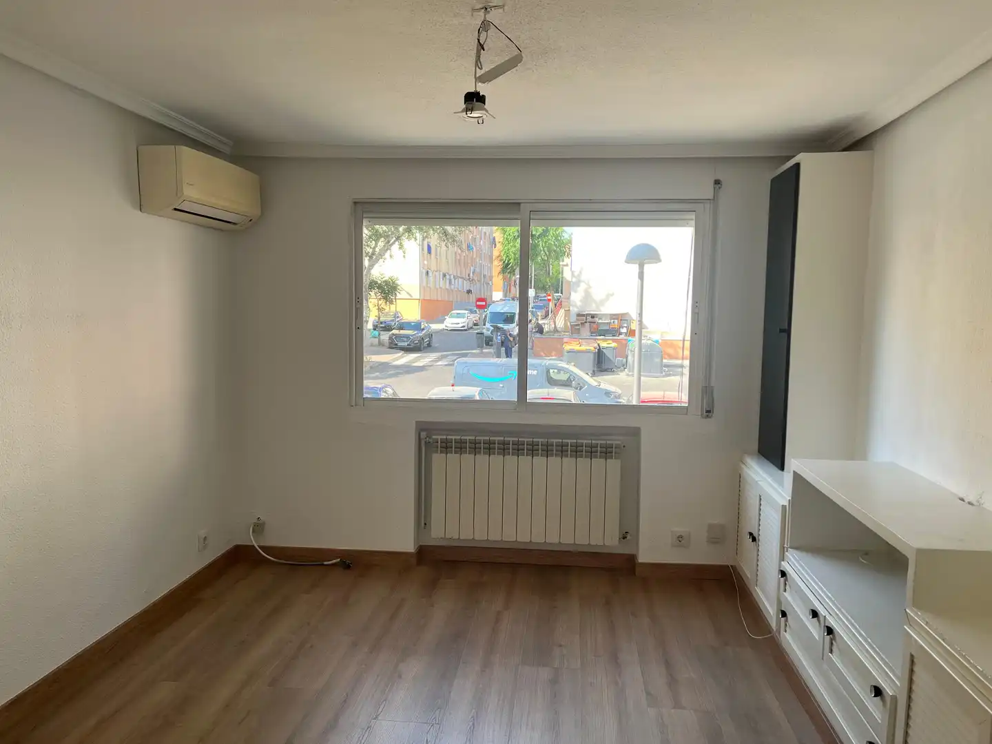 Habitación de Piso de alquiler en  Madrid Capital con Aire acondicionado, Calefacción y Trastero