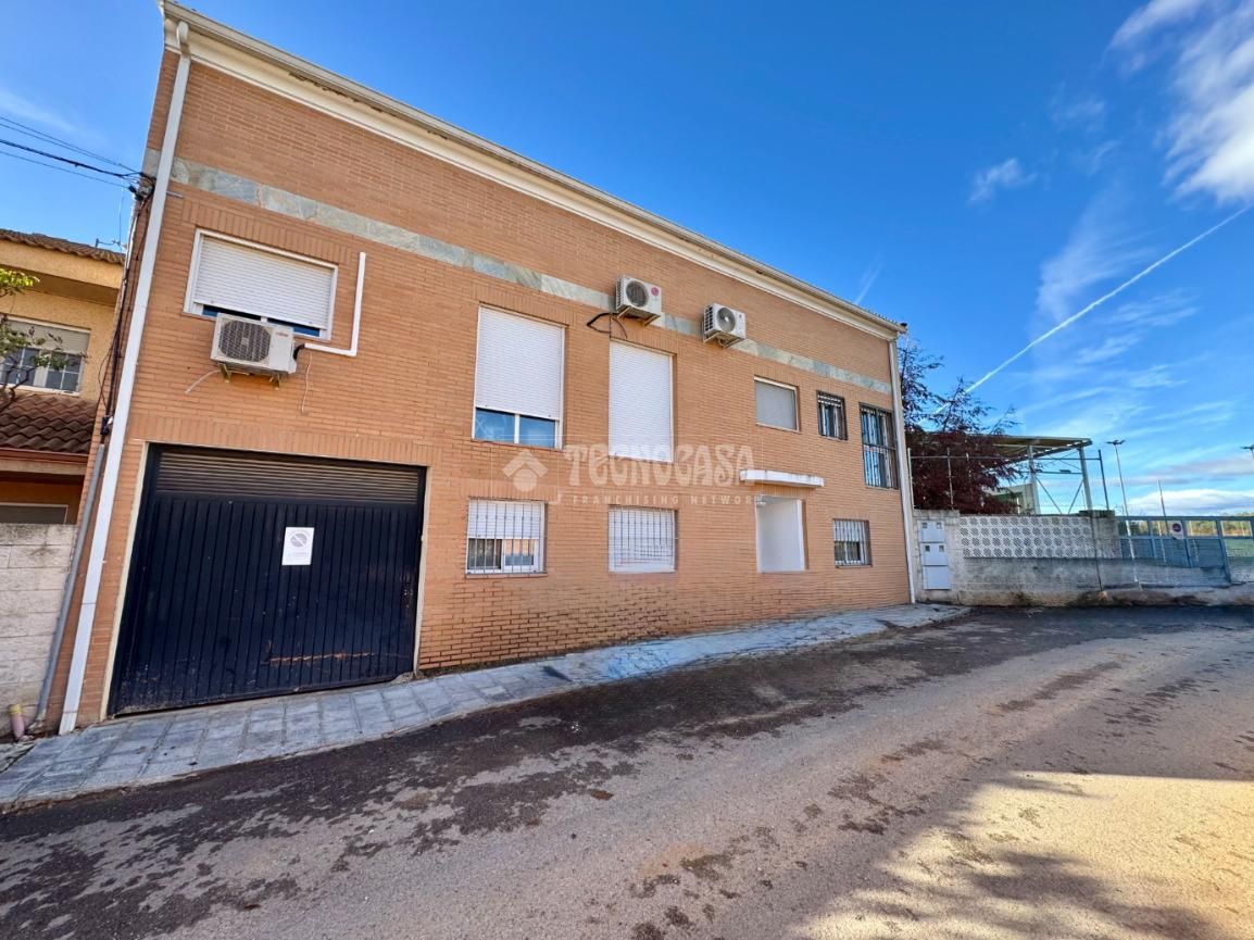 Exterior view of Flat for sale in Villanueva de la Torre  with Air Conditioner and Heating