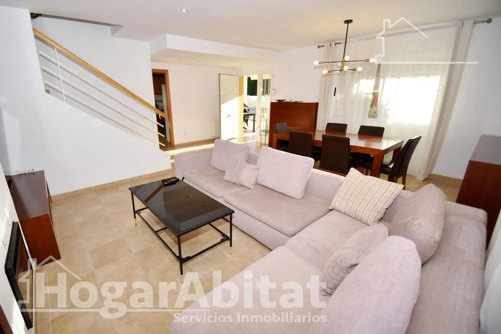 Sala d'estar de Casa o xalet en venda en Borriol amb Calefacció, Jardí privat i Terrassa
