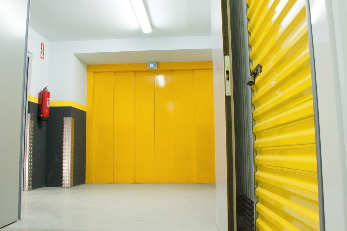 Traster de lloguer en  Zaragoza Capital amb Alarma