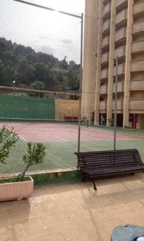 Aparcament de Apartament en venda en Benidorm amb Aire condicionat, Jardí privat i Terrassa