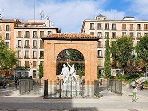 Exterior view of Flat for sale in  Madrid Capital  with Air Conditioner, Heating and Washing machine