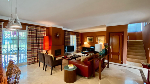 Foto 4 de Casa o xalet en venda a Avenida Picos de Europa, 70, Nueva Atalaya, Málaga