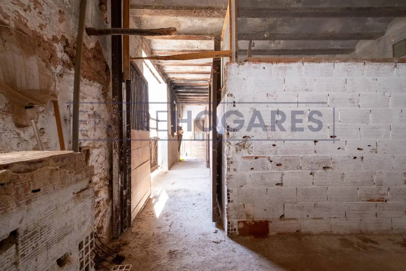 Finca rústica en venta en Alfara del Patriarca con Terraza, Trastero y Balcón