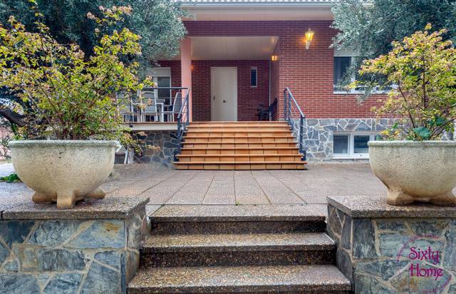 Casa-chalet en Venta en  MAYO (UR.ZORONGO), 220 en Peña el Zorongo