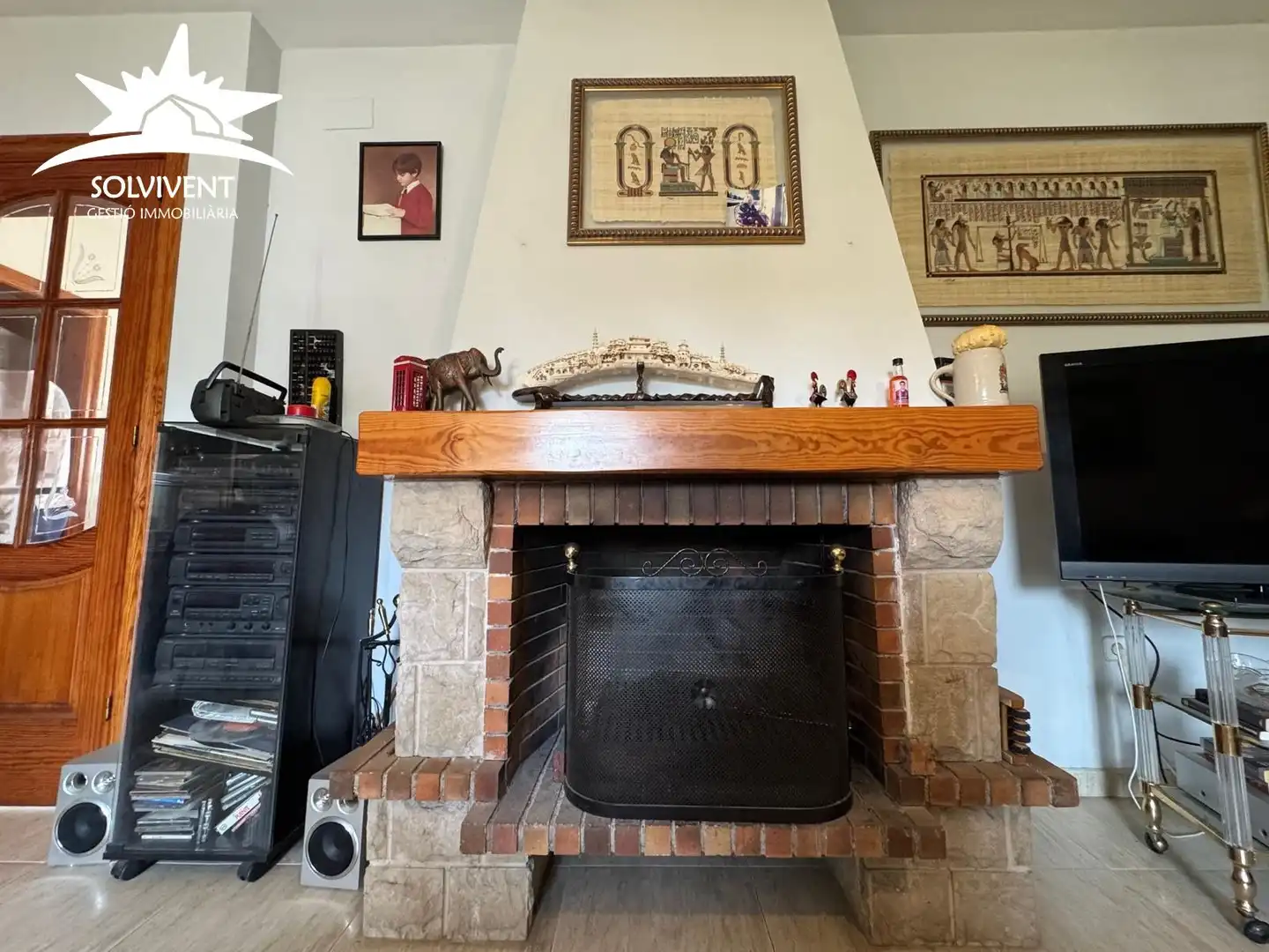 Sala de estar de Casa o chalet en venta en Cervelló con Calefacción, Jardín privado y Terraza