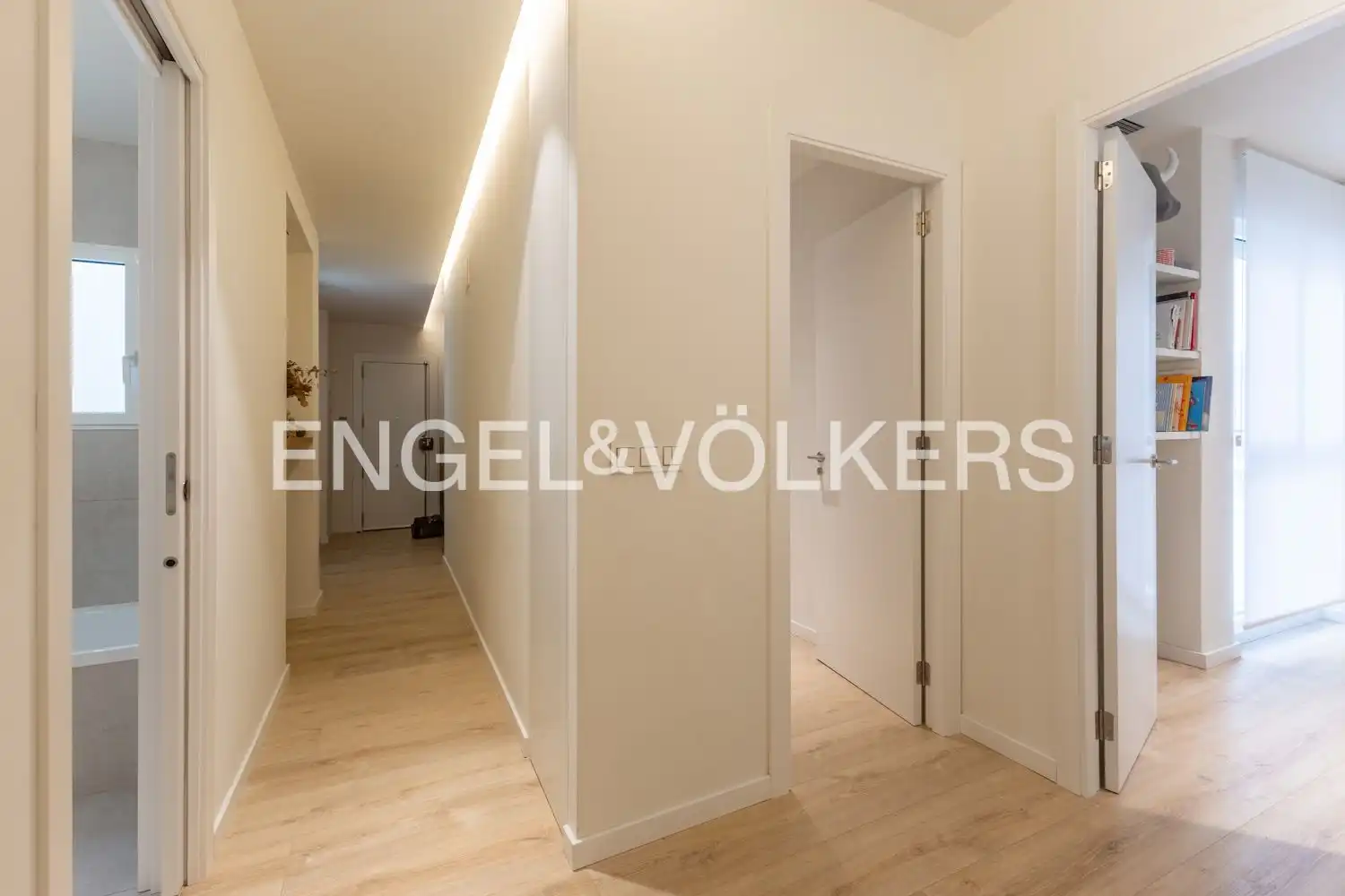 Piso en venta en Valencia con Aire acondicionado, Calefacción y Balcón