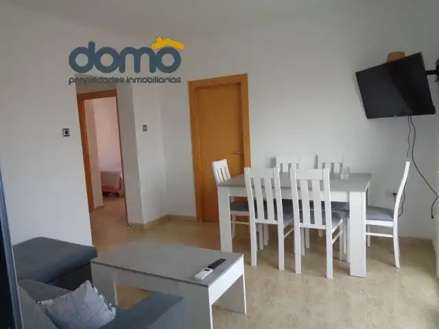 Comedor de Piso para compartir en Almería con Aire acondicionado, Amueblado y Horno