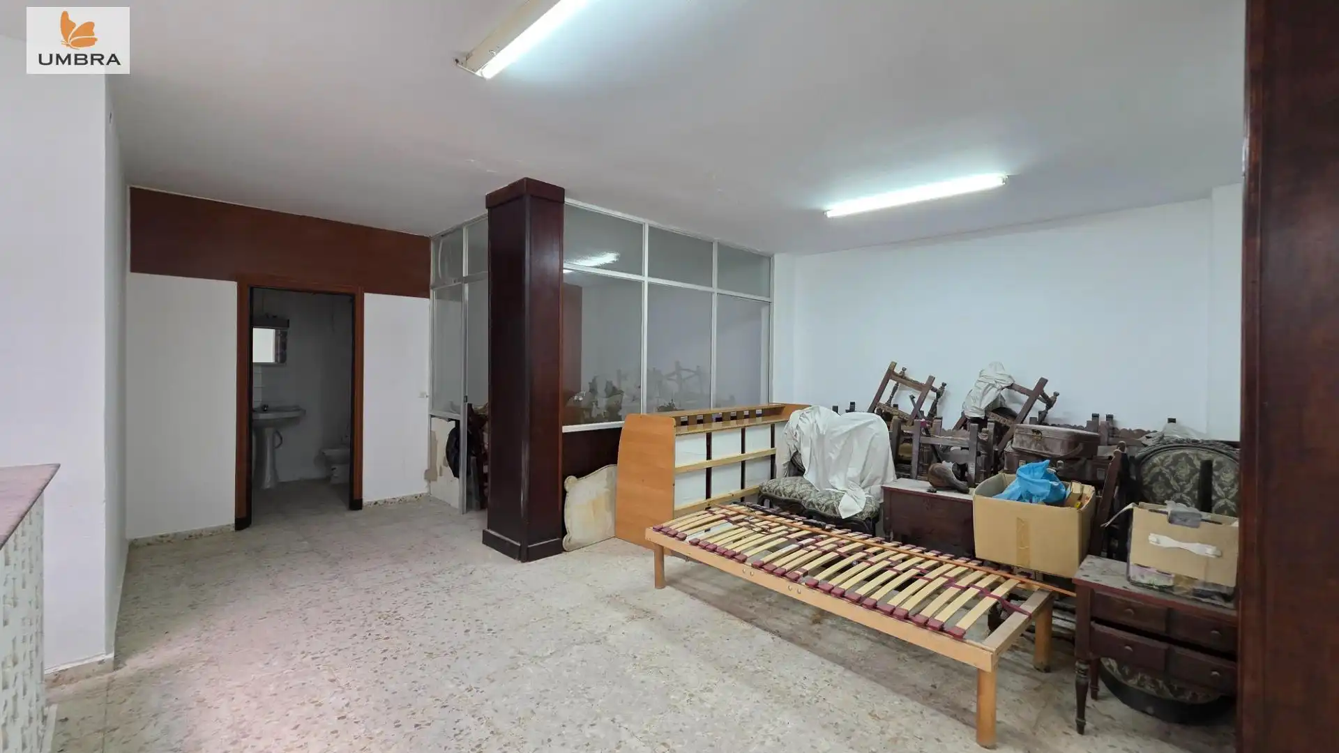 Gewerbefläche zum Verkauf in Calle de Rodrigo León 7, imagen 13