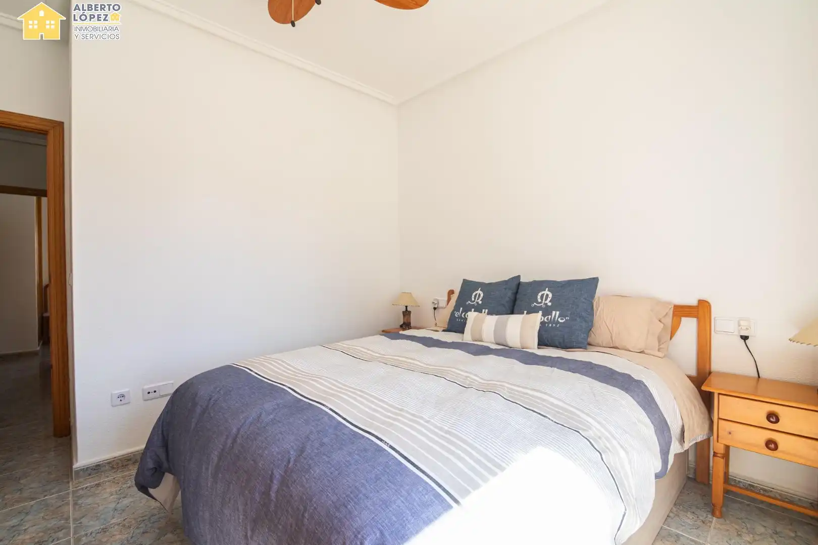 Bungalow with terrace for sale in Los Arenales del Sol, imagen 21