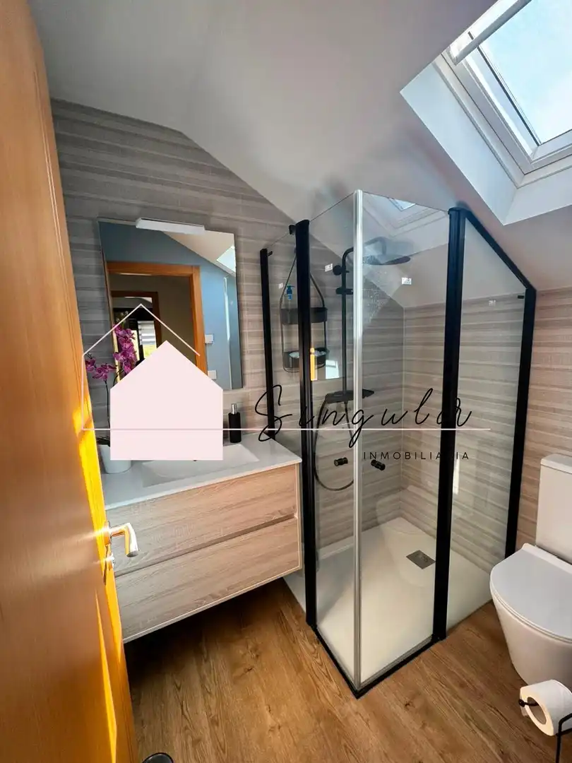 Baño de Casa adosada de alquiler en Nigrán con Jardín privado y Piscina comunitaria