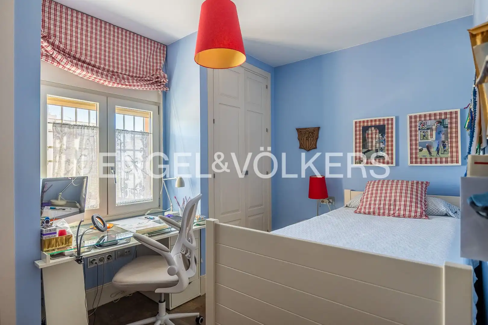 Bedroom of Detached homes for sale in Sevilla  with Air Conditioner, Heating and Storage room