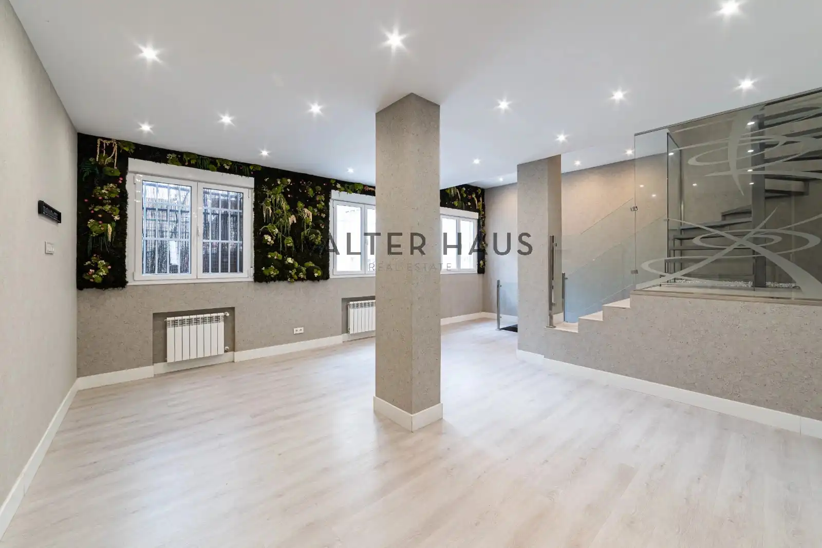 Dúplex en venta en Madrid con Calefacción, Horno y Lavadora