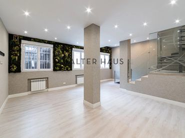 Duplex avec ascenseur à vendre à Calle de Juan Bautista de Toledo