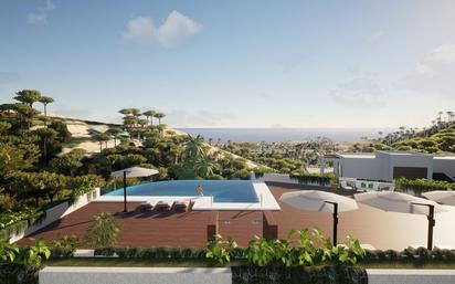 Swimming pool of Flat for sale in Marbella  with Air Conditioner and Terrace