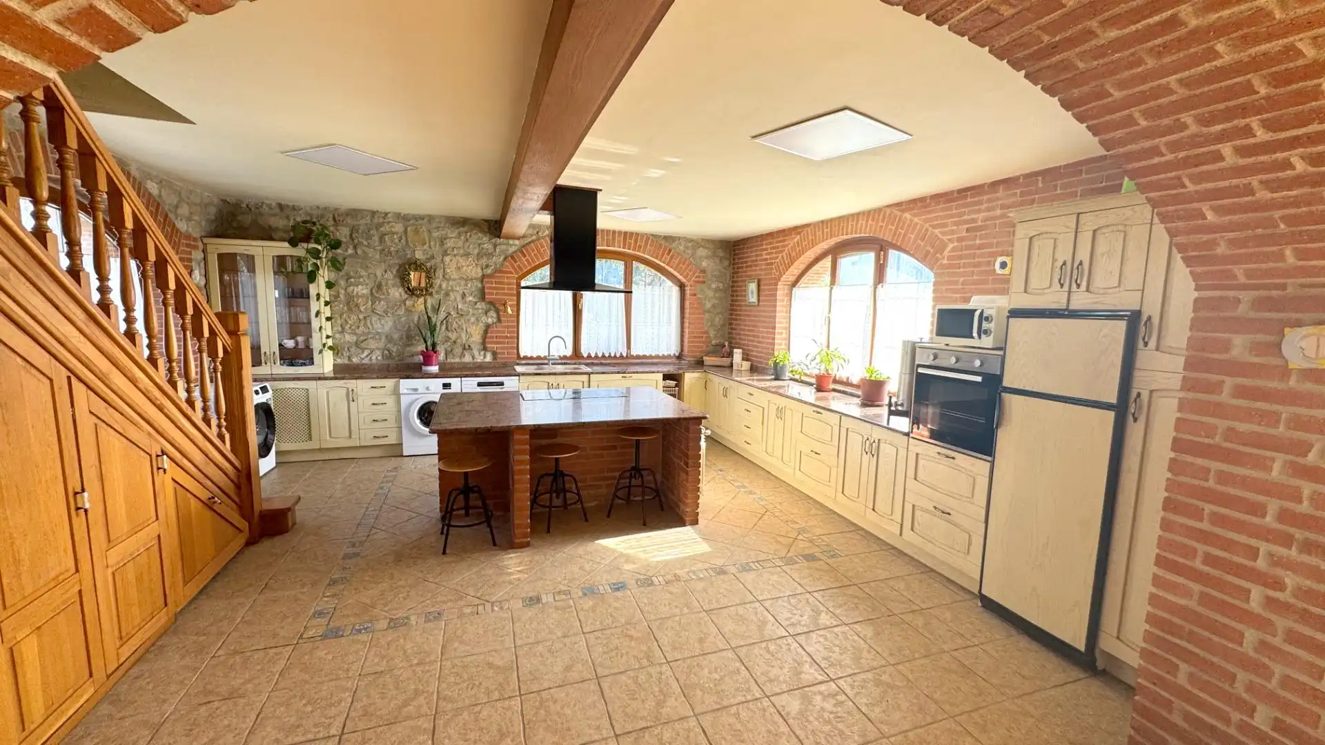 Cocina de Casa o chalet en venta en Miengo con Jardín privado y Amueblado