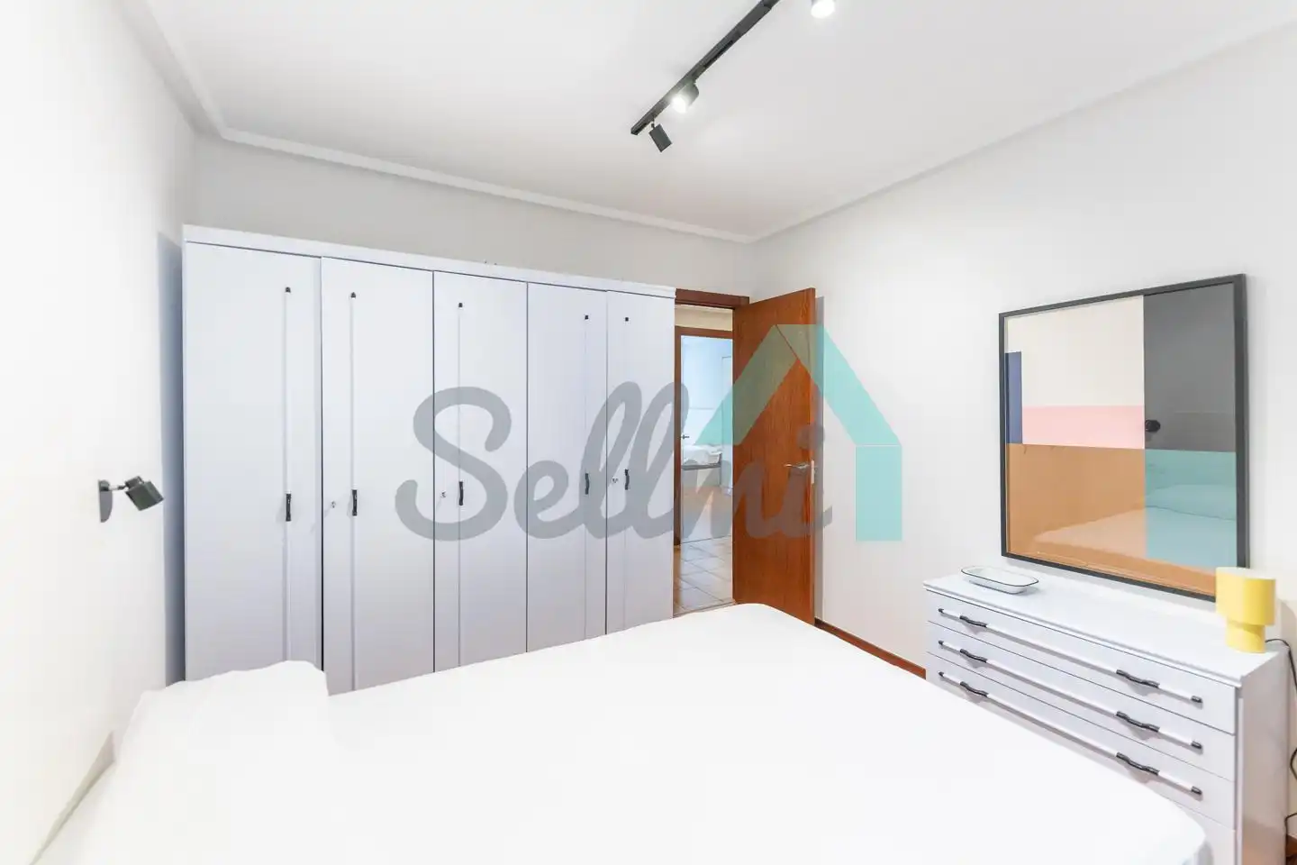 Habitación de Piso de alquiler en Gijón  con Calefacción y Amueblado