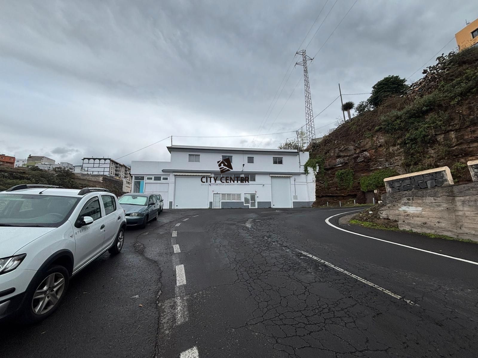 Exterior view of Industrial buildings to rent in Santa Úrsula