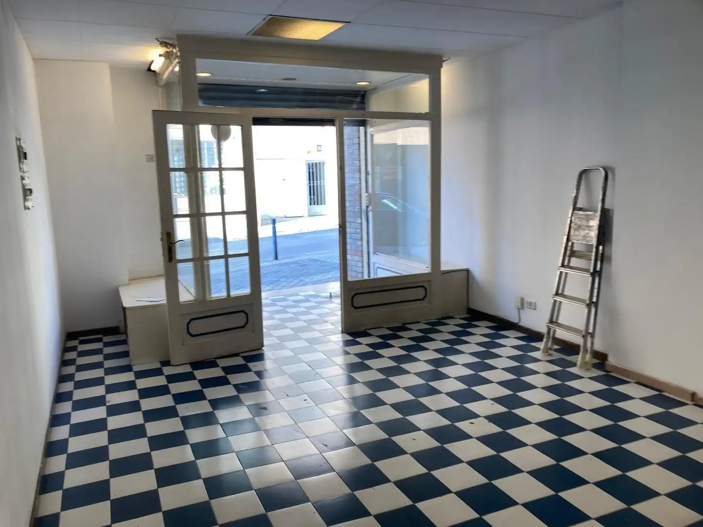 Business premises for sale in Centre