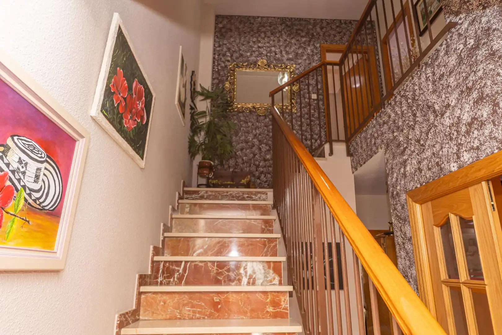 Casa adosada en venda en Guadix