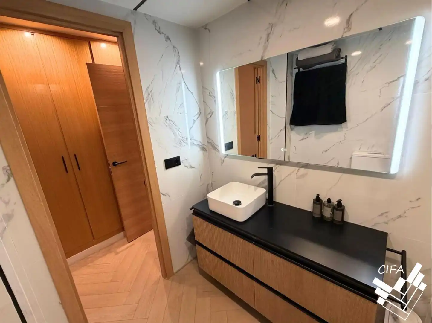 Badezimmer von Wohnung zum Verkauf in Benicarló mit Klimaanlage, Abstellraum und Balkon
