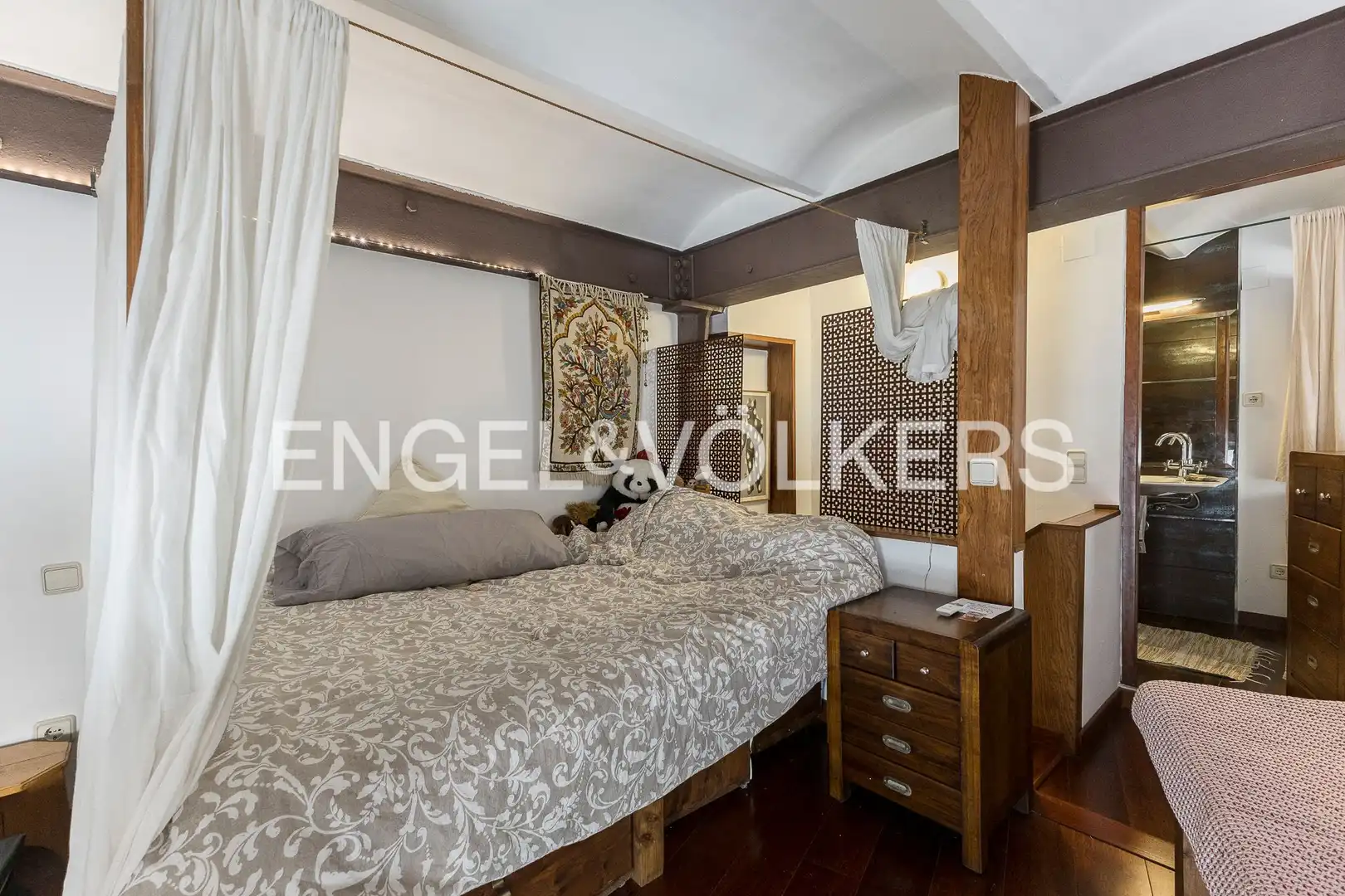 Habitación de Piso en venta en Barcelona con Calefacción y Amueblado