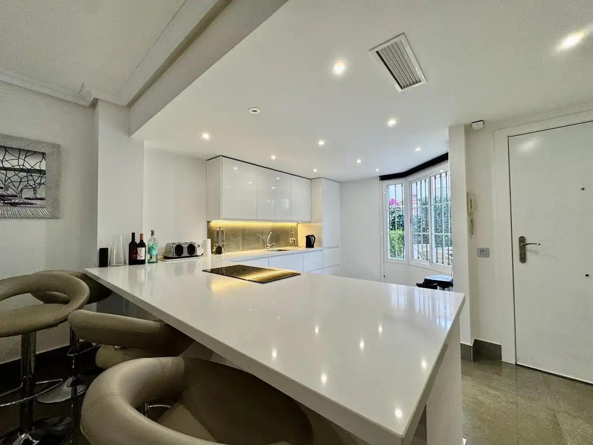 Cocina de Casa adosada en venta en Marbella con Aire acondicionado, Jardín privado y Terraza
