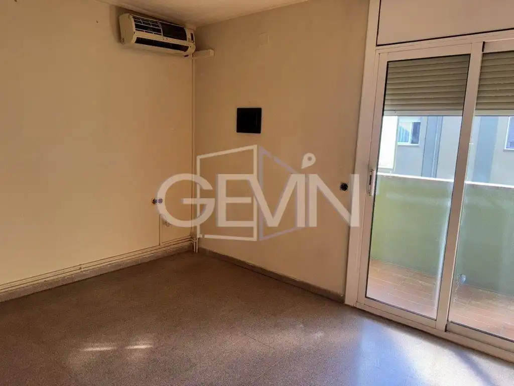 Bedroom of Flat for sale in Mollet del Vallès  with Balcony