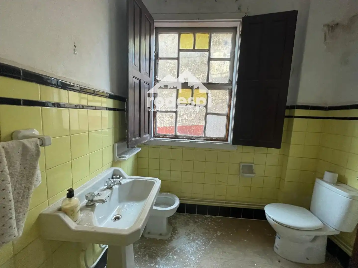 Baño de Edificio en venta en A Cañiza  
