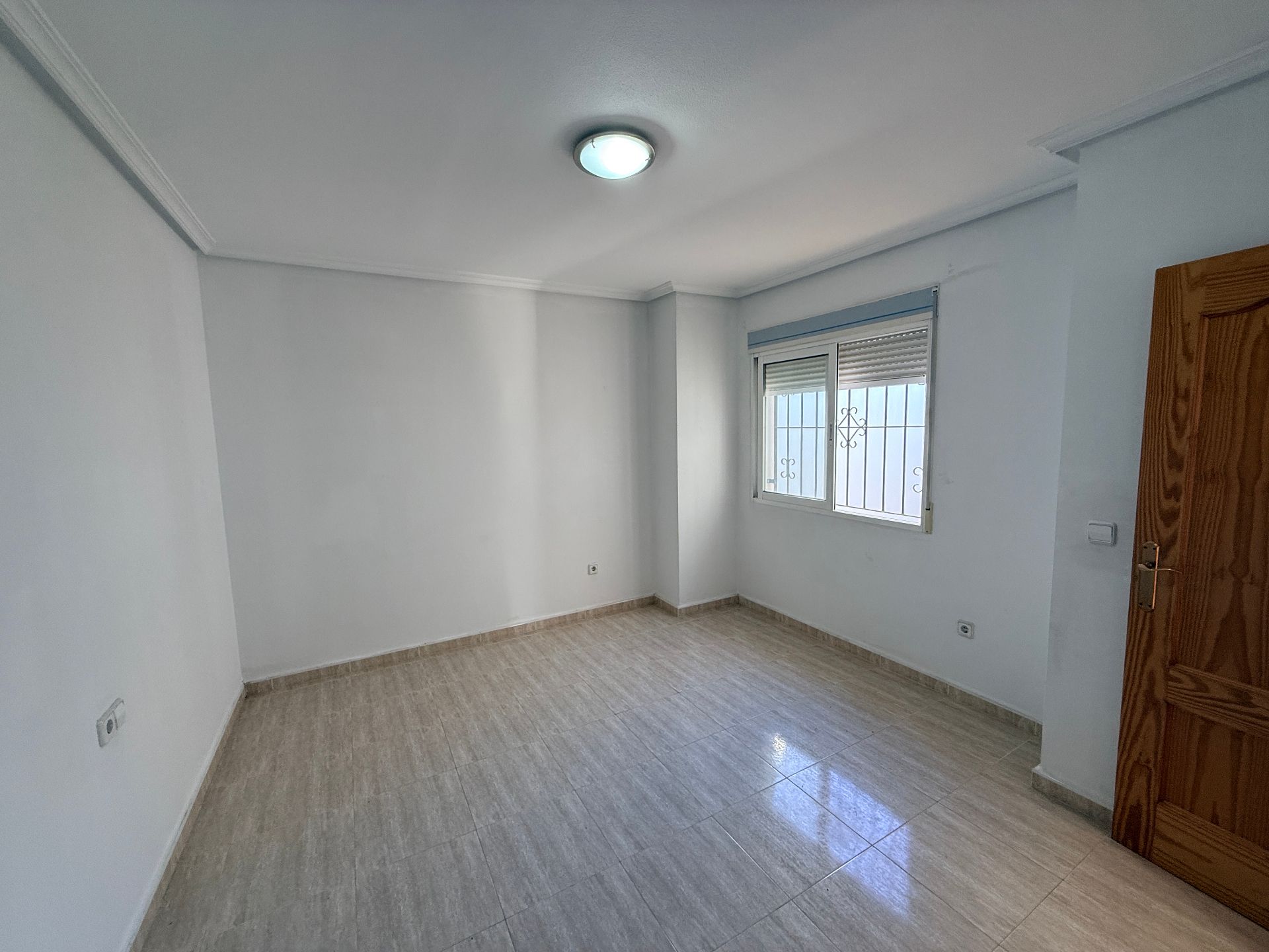 Casa adosada de lloguer en Cartagena amb Balcó