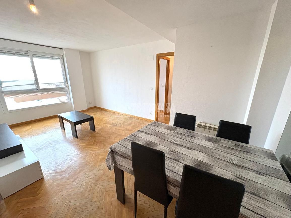 Sala d'estar de Pis en venda en Valdemoro amb Parquet i Traster