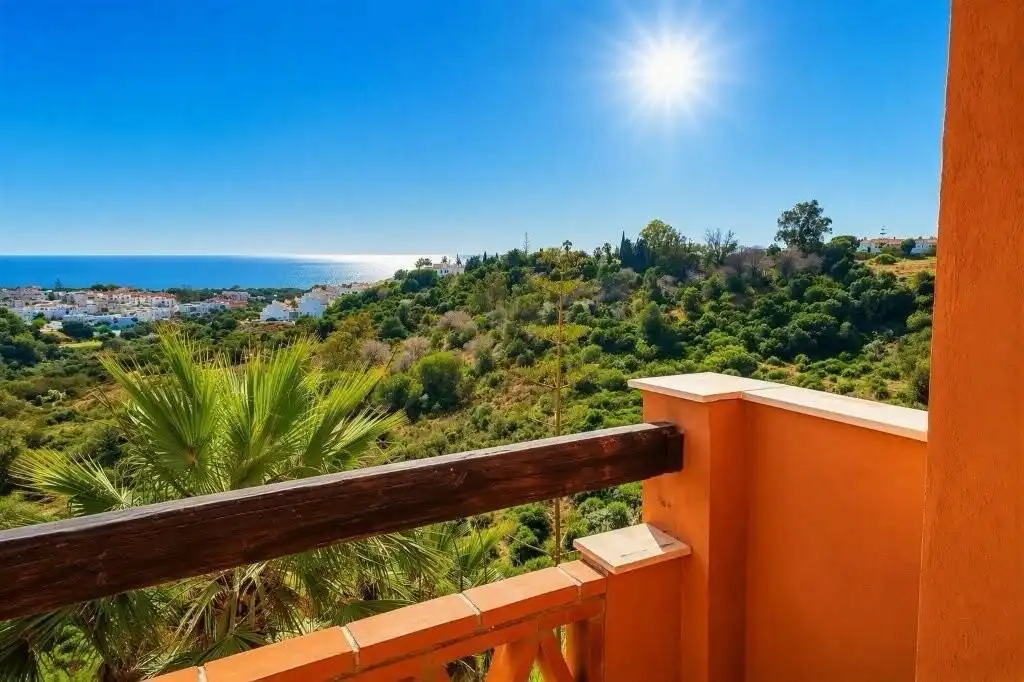 Apartment with pool for sale in La Reserva